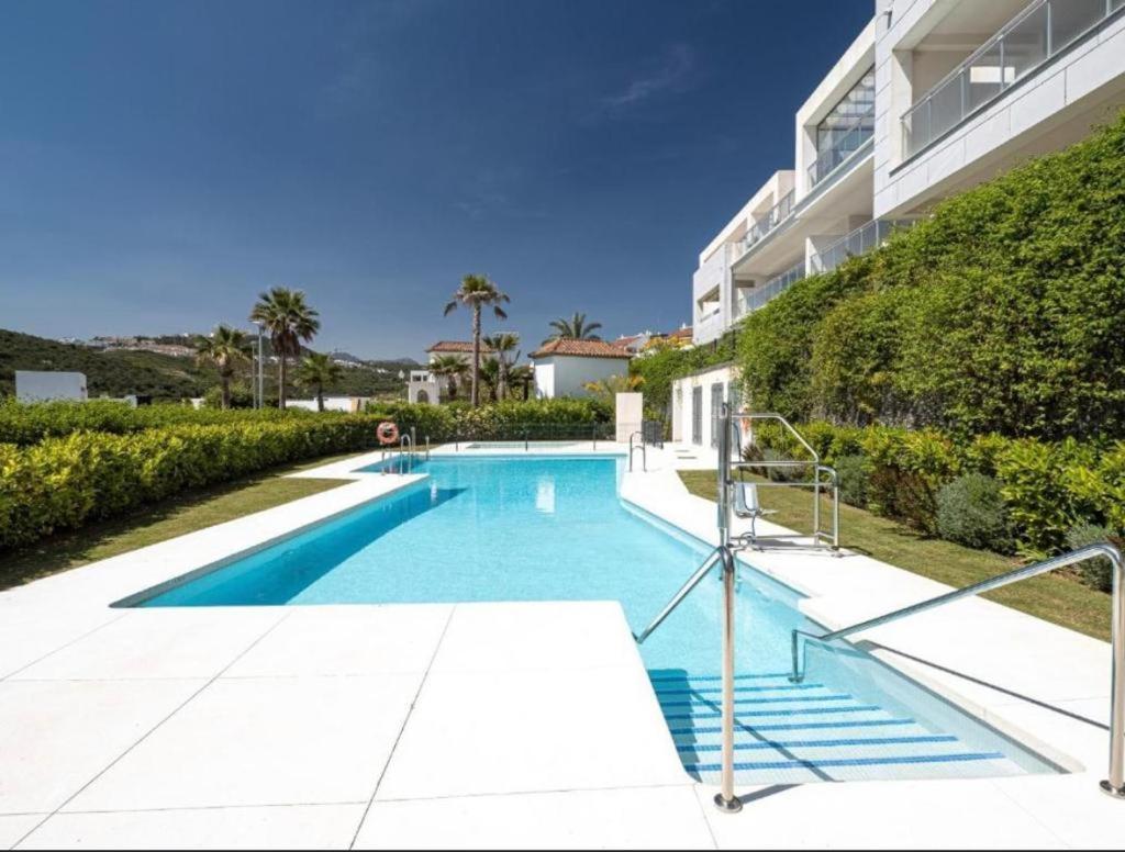 Appartement Casares - Mer, Golf, Piscine, Padel - Finca Cortesin Естепона Екстериор снимка